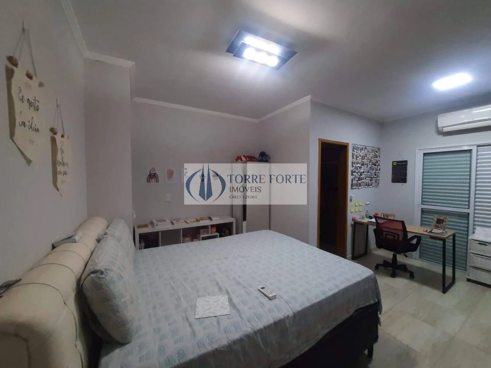 Imagem Sobrado 2 dormitórios 2 suítes 2 vagas Vila Tolstói