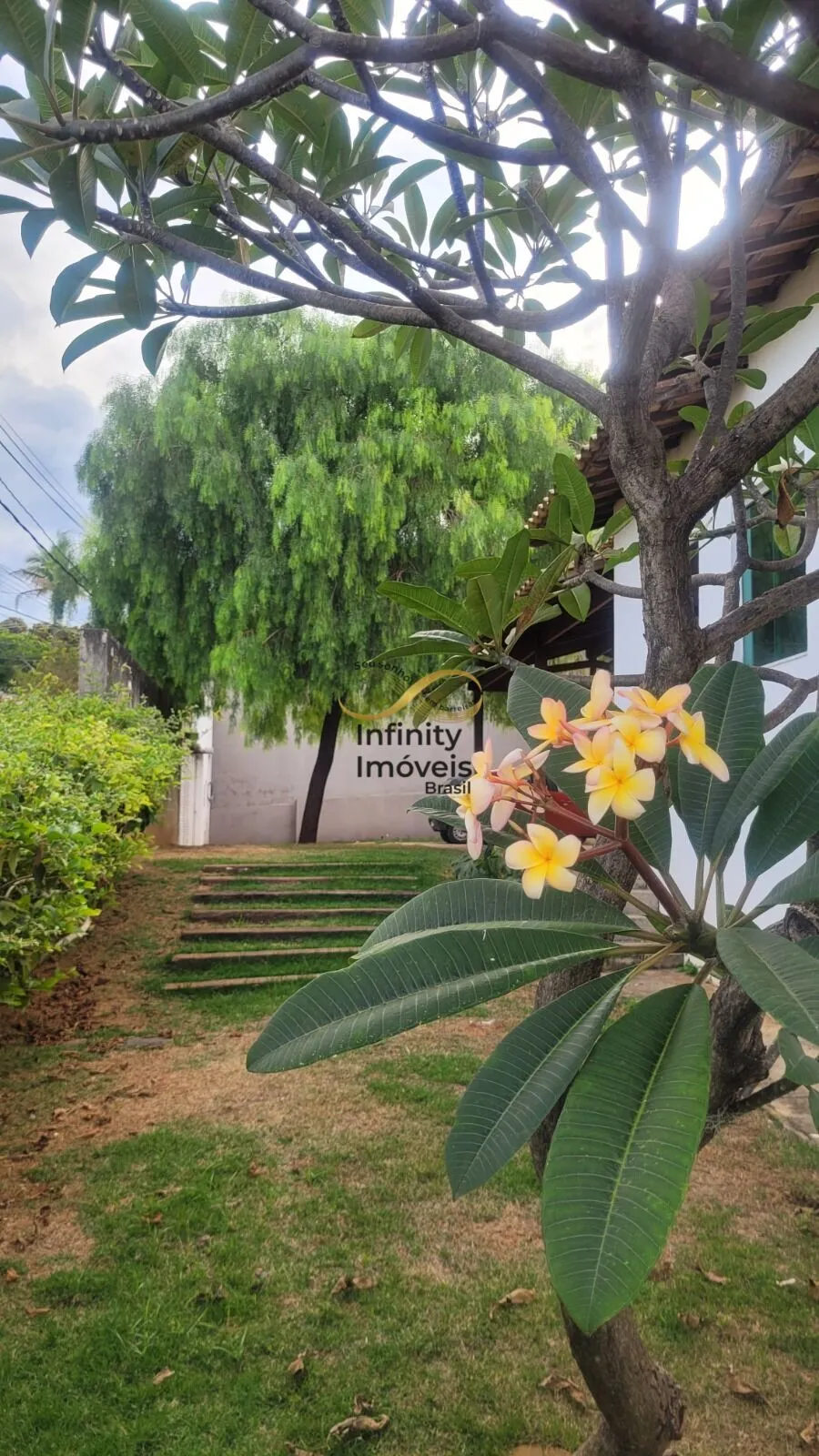 Foto do imóvel Casa à venda no bairro Trevo - Belo Horizonte/MG