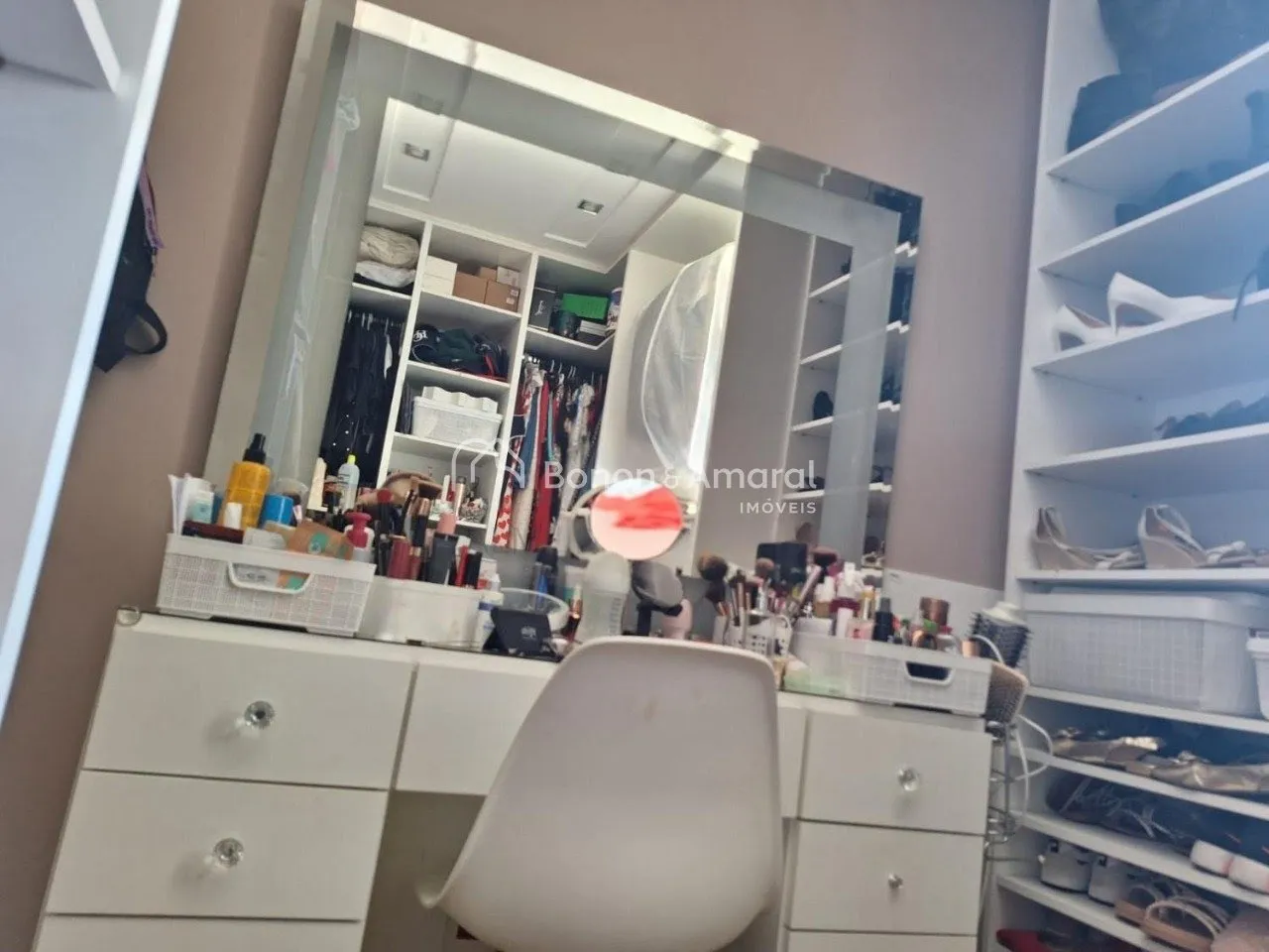 Imagem Viva com Estilo: Apartamento Sofisticado no Jardim Santa Genebra