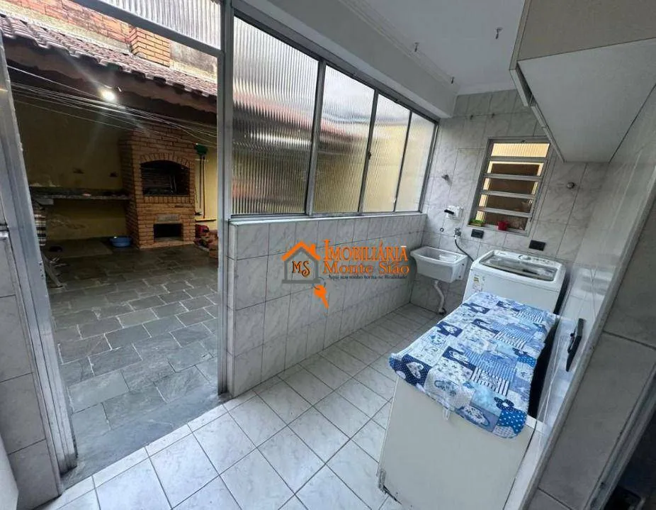 Imagem Sobrado com 3 dormitórios à venda por R$ 960.000 - Jardim Rossi - Guarulhos/SP