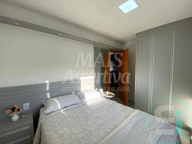 Imagem Casa com piscina para venda em Capão da Canoa