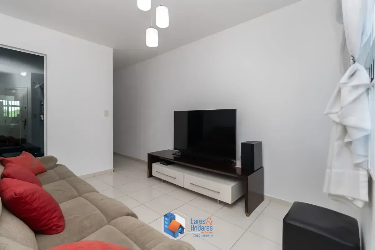 Imagem Sobrado para venda em Jardim Nossa Senhora do Carmo com 3 quartos, sendo 1 suíte, 152m²