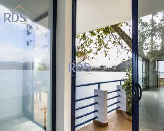 Apartamento - Padrão / Residencial / Parque Enseada em Caminho das Tartarugas