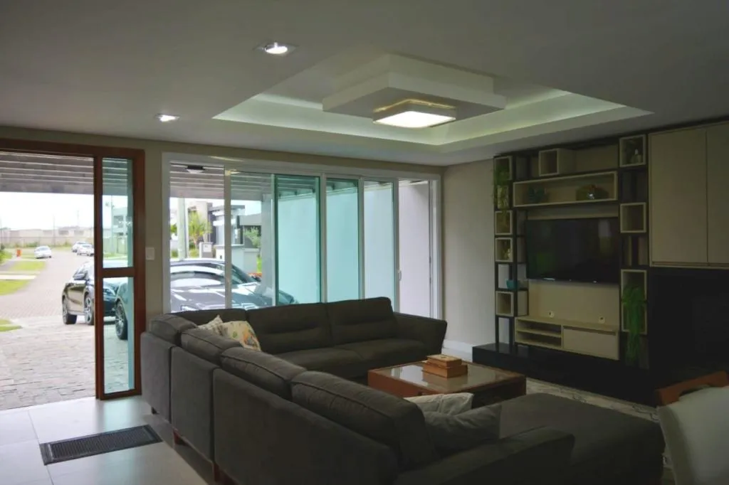 Imagem Casa em Condominio 4 Dormitórios - Bairro --
