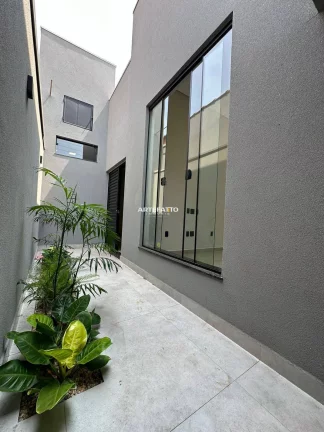 Imagem Casa com 2 quartos, 130m2, à venda em Franca, Jardim Alvorada