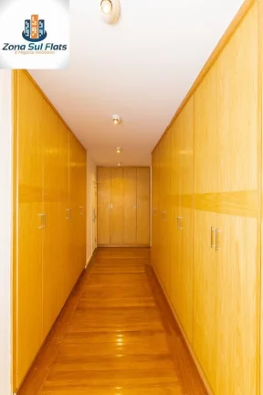 Imagem Casa Alto Padrão à Venda No Morumbi Com 4 Suítes e 6 Vagas - Condomínio Fechado