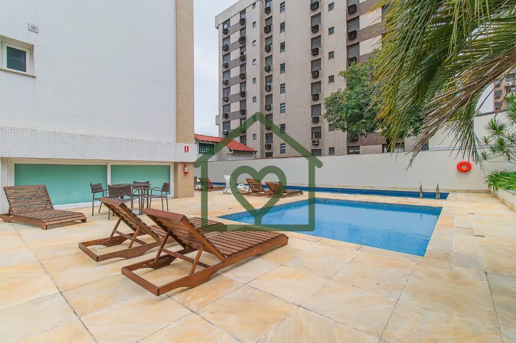 Imagem Apartamento com 123mÂ² de Ã¡rea privativa, 3 dormitÃ³rios, sendo 1 suÃ­te, e 2 vagas no bairro PetrÃ...