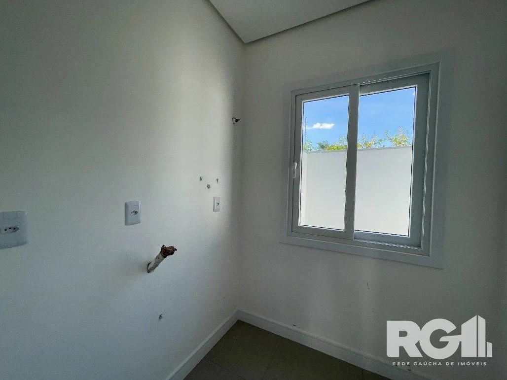 Imagem Casa em bairro planejado de Canoas com excelência em beleza e qualidade.
