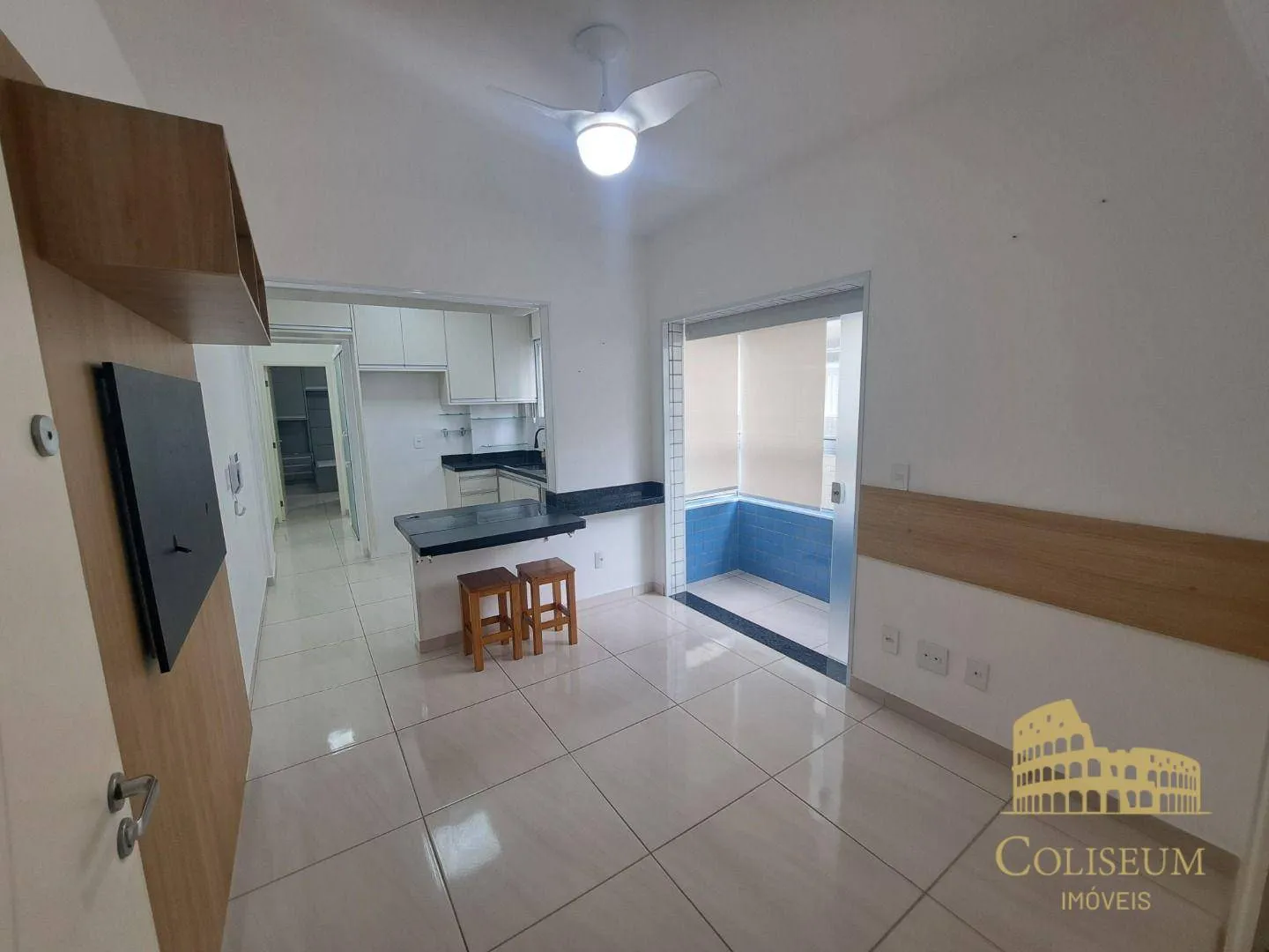 Foto do imóvel Apartamento à venda, 40 m² por R$ 345.000,00 - Aviação - Praia Grande/SP