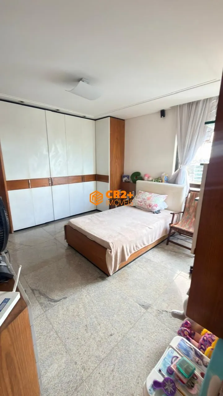 Imagem Vendo Cobertura com 318m² no Espinheiro
