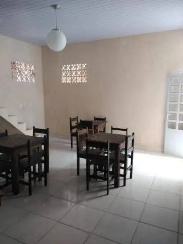 Imagem Casa para comercial locação na Vila Bastos: 9 quartos, 1 sala, 3 banheiros, 200m² - Santo André-SP