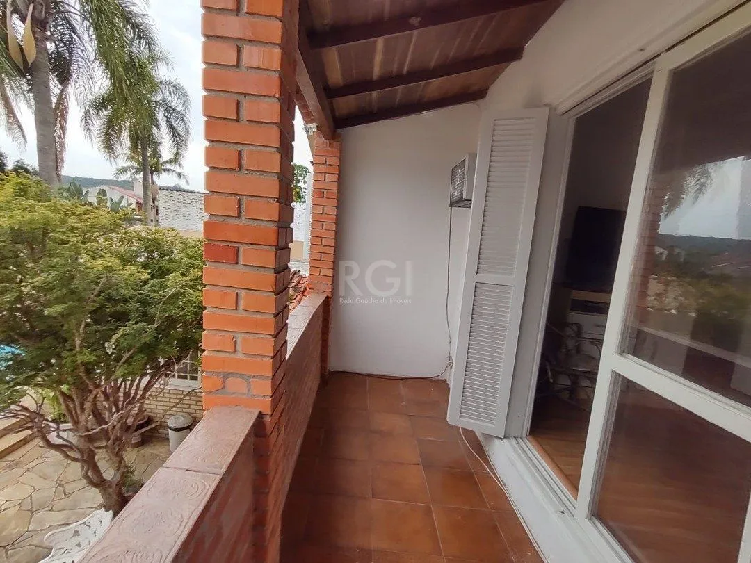 Imagem Casa para Venda - 200m², 4 dormitórios, sendo 1 suites, 3 vagas - Ipanema