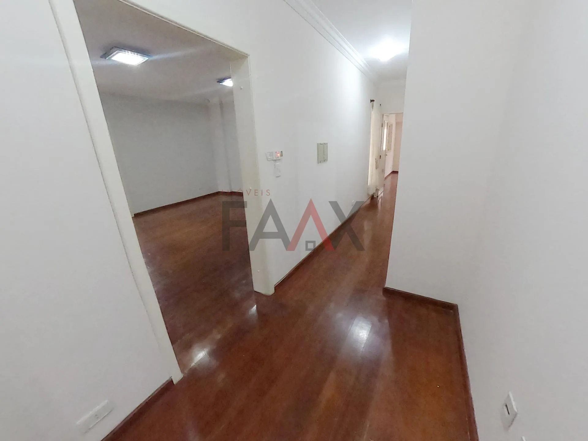 Imagem Excelente Casa com amplo espaço no Bairro Santana, com 300,00m²