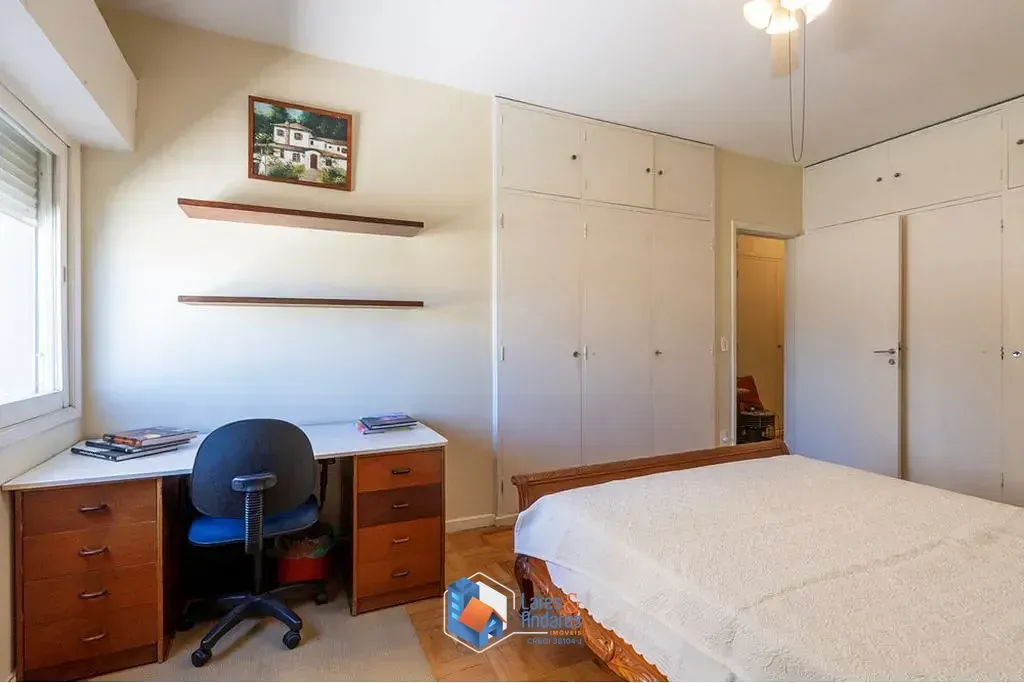 Imagem Casa em Condomínio à venda 3 Quartos 1 Suite 2 Vagas 180M² Vila Olímpia São Paulo - SP