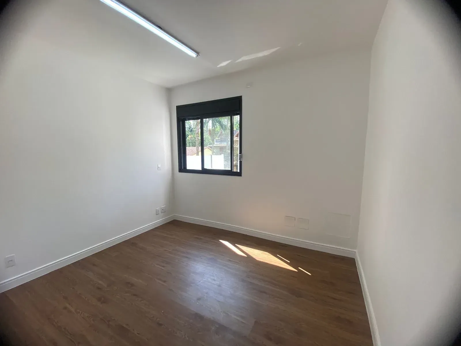 Imagem Sobrado com 4 Quartos à Venda, 341 m² em Represa - Ribeirão Pires