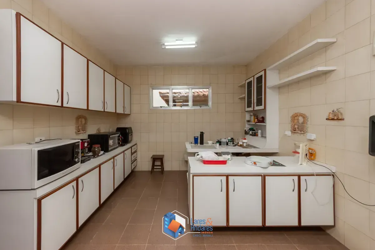 Imagem Casa para venda em Jardim dos Estados com 3 quartos, sendo 1 suíte, 410m²