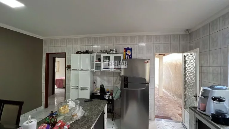 Imagem Casa à venda no Jardim Maracanã, Uberaba - 3 dormitórios, suíte, 2 garagens