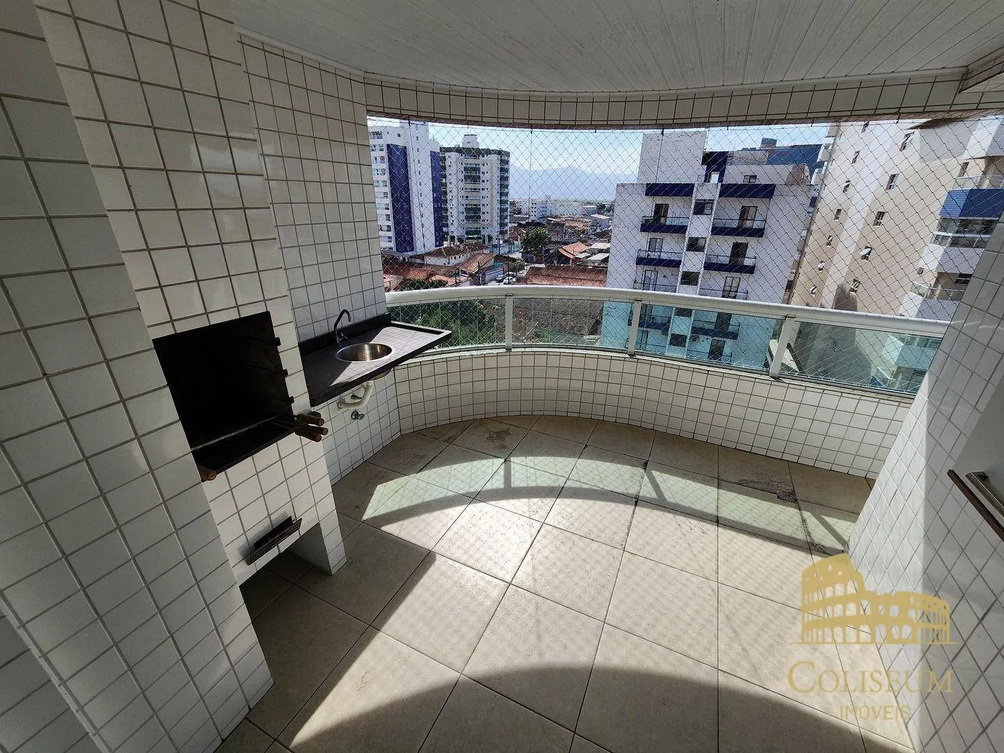 Imagem Apartamento com 3 dormitórios à venda, 105 m² por R$ 700.000,00 - Guilhermina - Praia Grande/SP