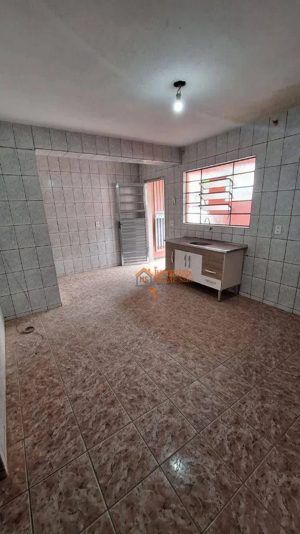 Imagem Casa com 8 dormitórios à venda, 600 m² por R$ 1.000.000,00 - Vila Nova Bonsucesso - Guarulhos/SP