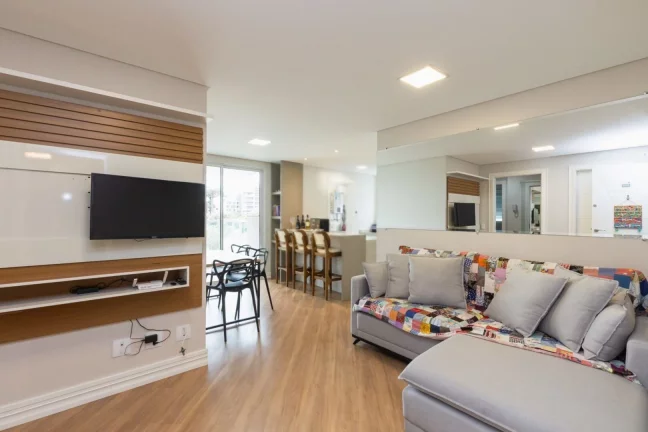Imagem Apartamento a venda no Alto da XV, Curitiba - 2 Suítes, 77m², Varanda Gourmet e 2 Vagas