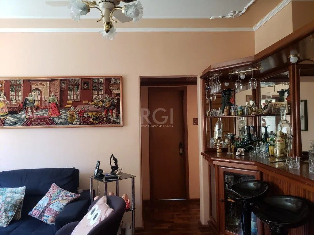 Imagem Apartamento para Venda - 64m², 2 dormitórios, 1 vaga - Passo da Areia