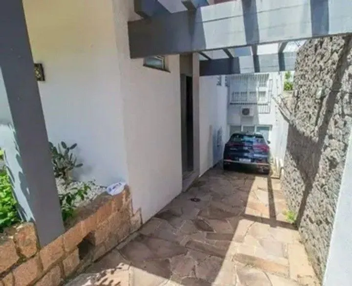 Imagem Casa 3d com suíte, bairro três figueira