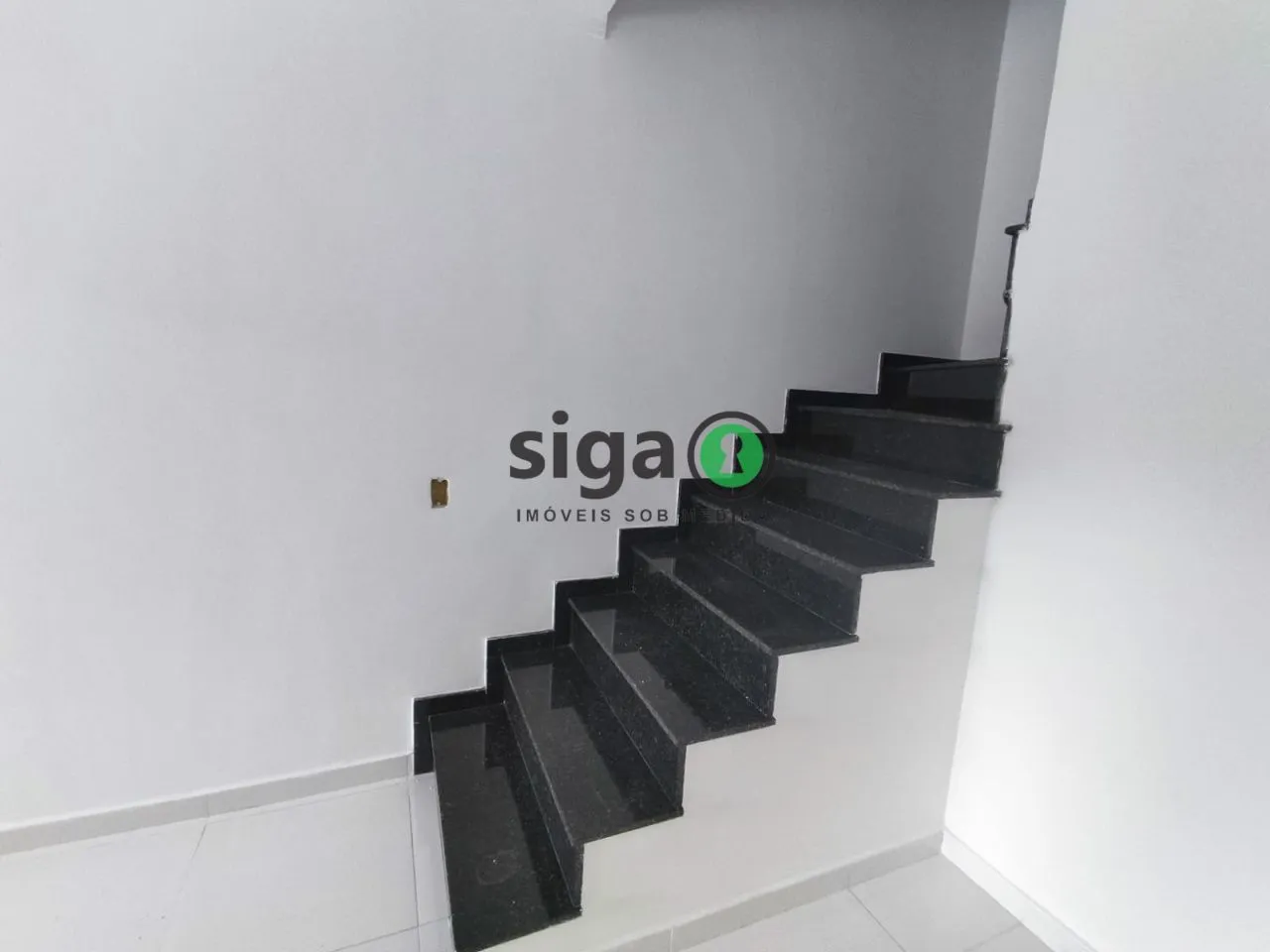 Imagem Sobrado novo 02 suítes - 01 vaga