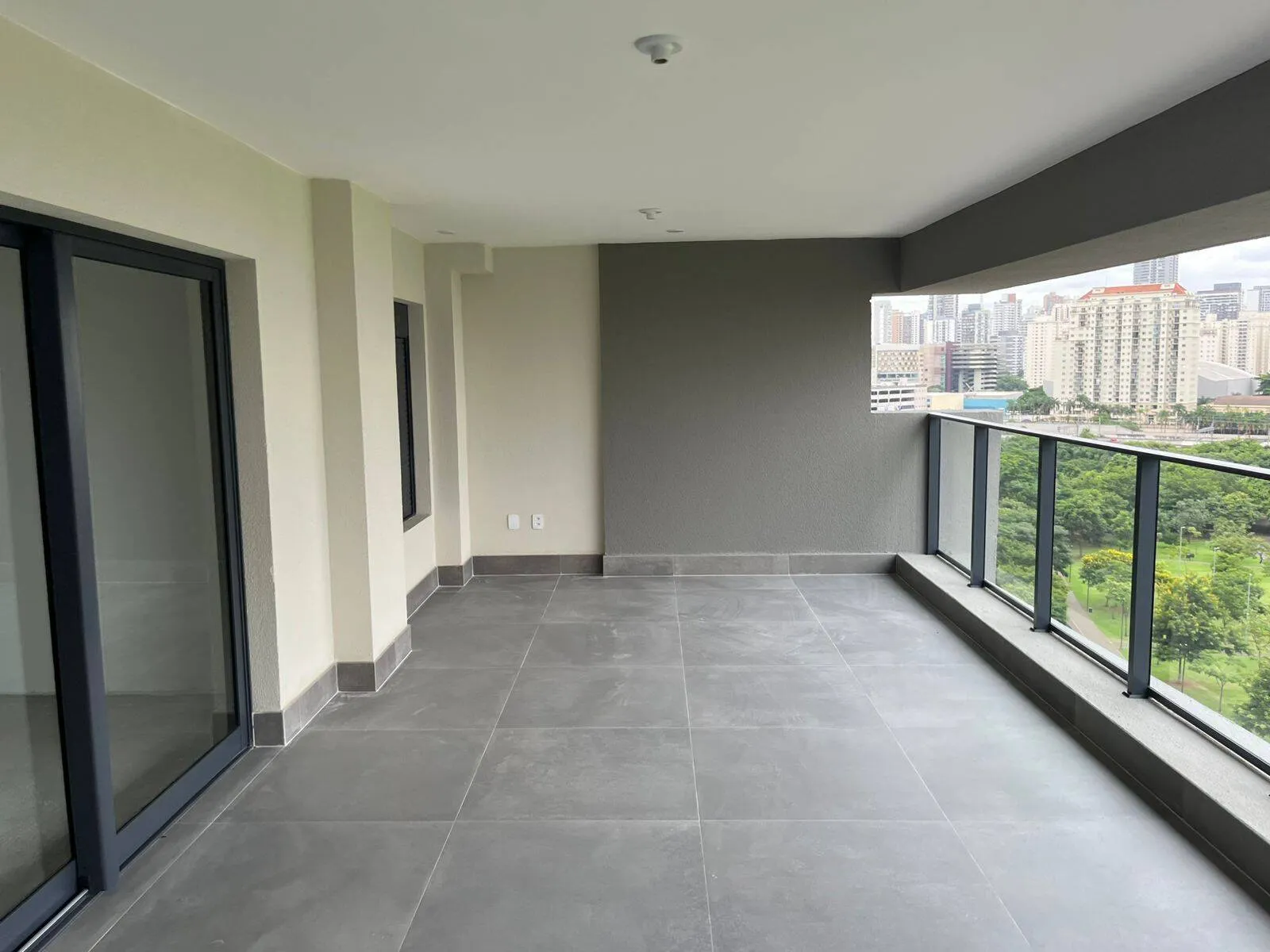 Imagem Apartamento Água Branca - 188M², 4 Dorms, 2 Suítes, 2 Vagas, Próximo Metrô.