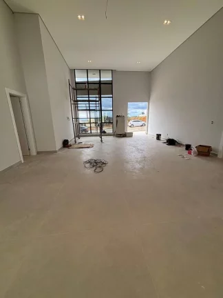 Imagem Viva com Exclusividade: Casa Térrea em Parque Lagoa Silvana !