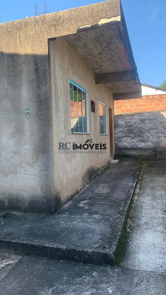 Foto do imóvel Casa a Venda no bairro Vila Três - São Gonçalo, RJ
