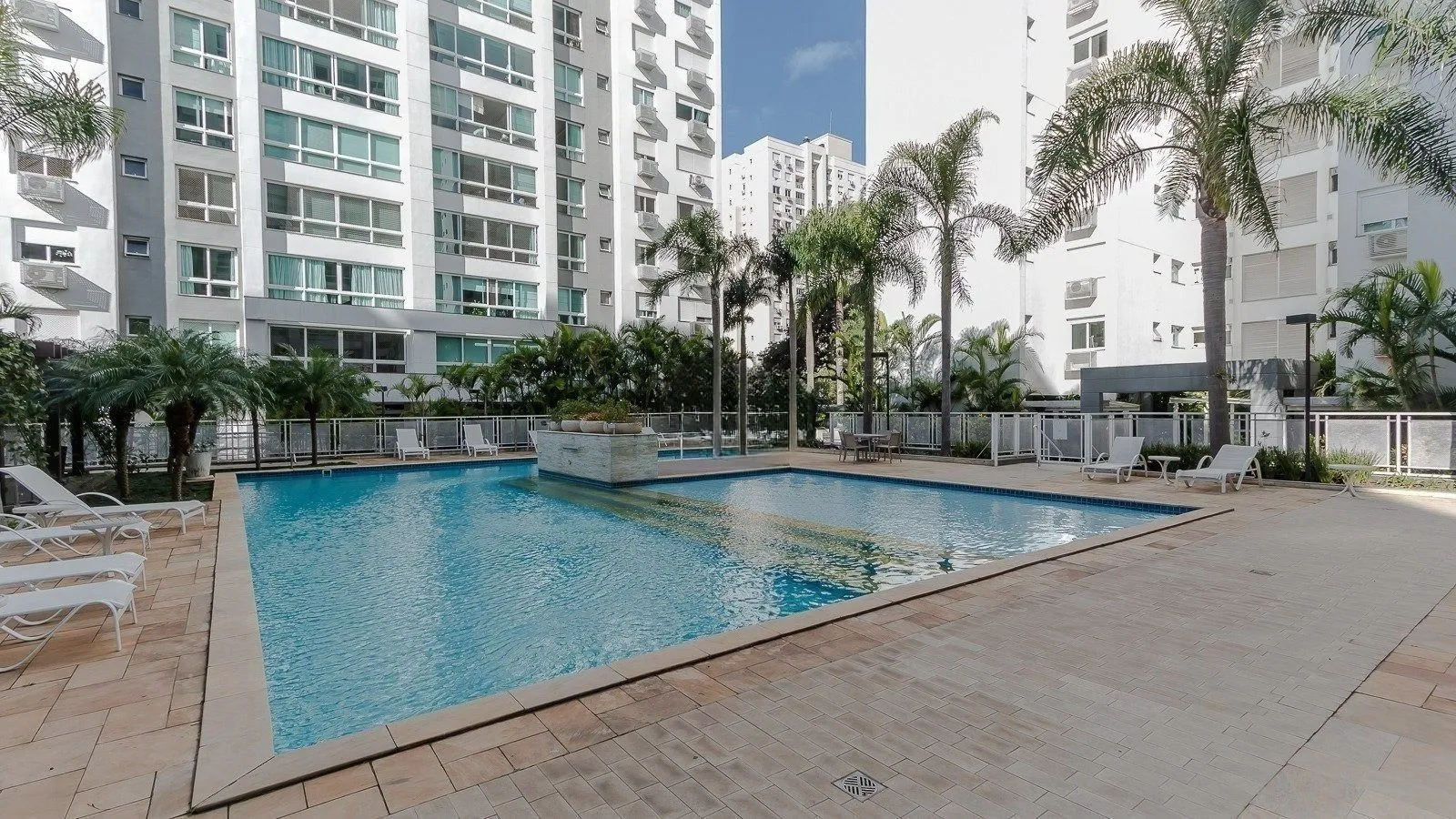 Imagem Apartamento Espetacular com 3 Suítes e Área Social Ampla no Passo d'Areia