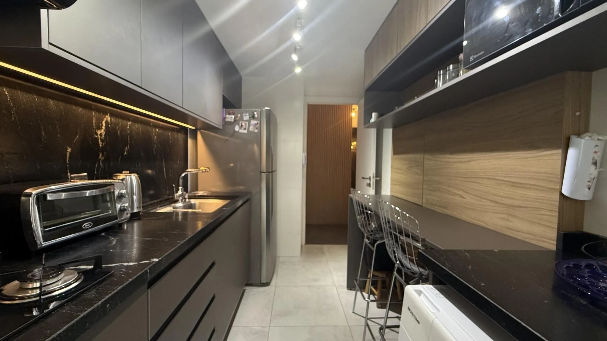Imagem Apartamento Garden 2 suítes, 182m², 2 vagas - bairro Petrópolis