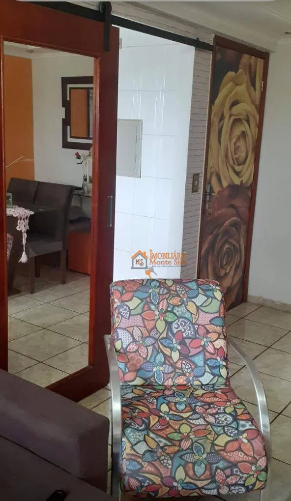 Imagem Apartamento com 2 dormitórios à venda, 50 m² por R$ 302.000,00 - Jardim Vila Galvão - Guarulhos/SP
