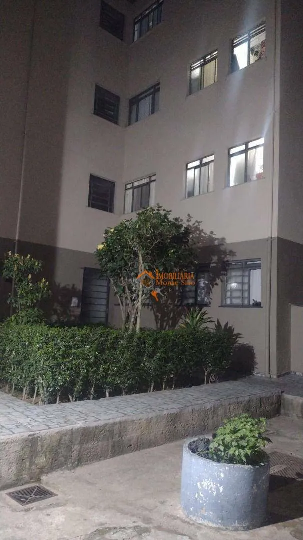 Imagem Apartamento com 2 dormitórios à venda, 46 m² por R$ 203.000,00 - Jardim Santo Expedito - Guarulhos/SP