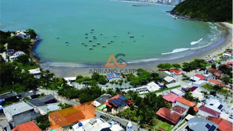 Imagem Vista Maravilhosa, casa na Praia de São Miguel, com 04 quartos em Penha com ótima localização.