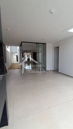 Imagem GEMINADO COM 217M² E PISCINA NO FLORESTA