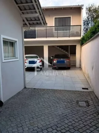 Imagem Casa com 120m² + Sobrado nos Fundos Centro de Pirabeiraba