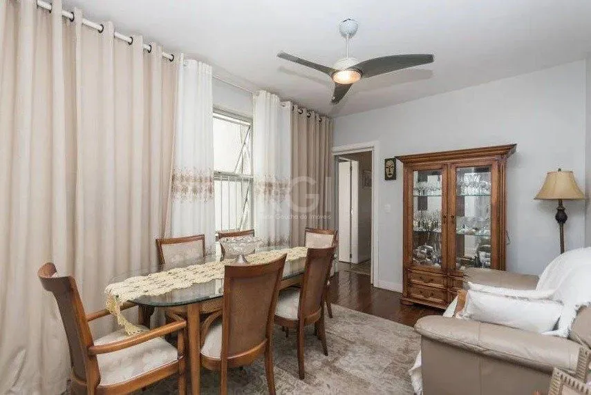 Imagem Cobertura para Venda - 180m², 3 dormitórios, sendo 1 suites, 1 vaga - Petrópolis