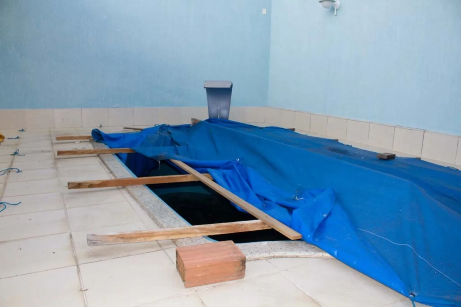 Imagem Casa à venda 3 Quartos, 1 Suite, 3 Vagas, 354M², Santana, Pindamonhangaba - SP