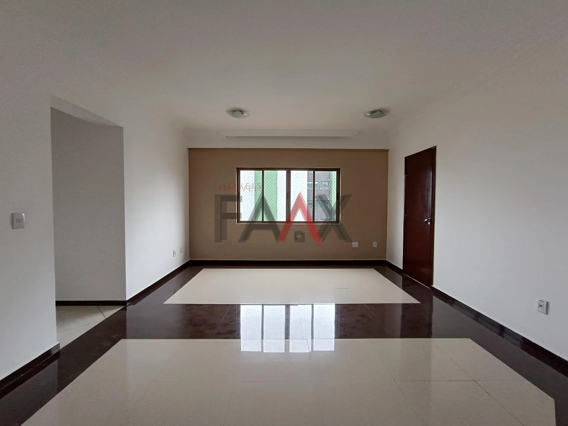 Imagem Apartamento no Edificio Monaco no Bairro SANTA CRUZ em GUARAPUAVA - PR