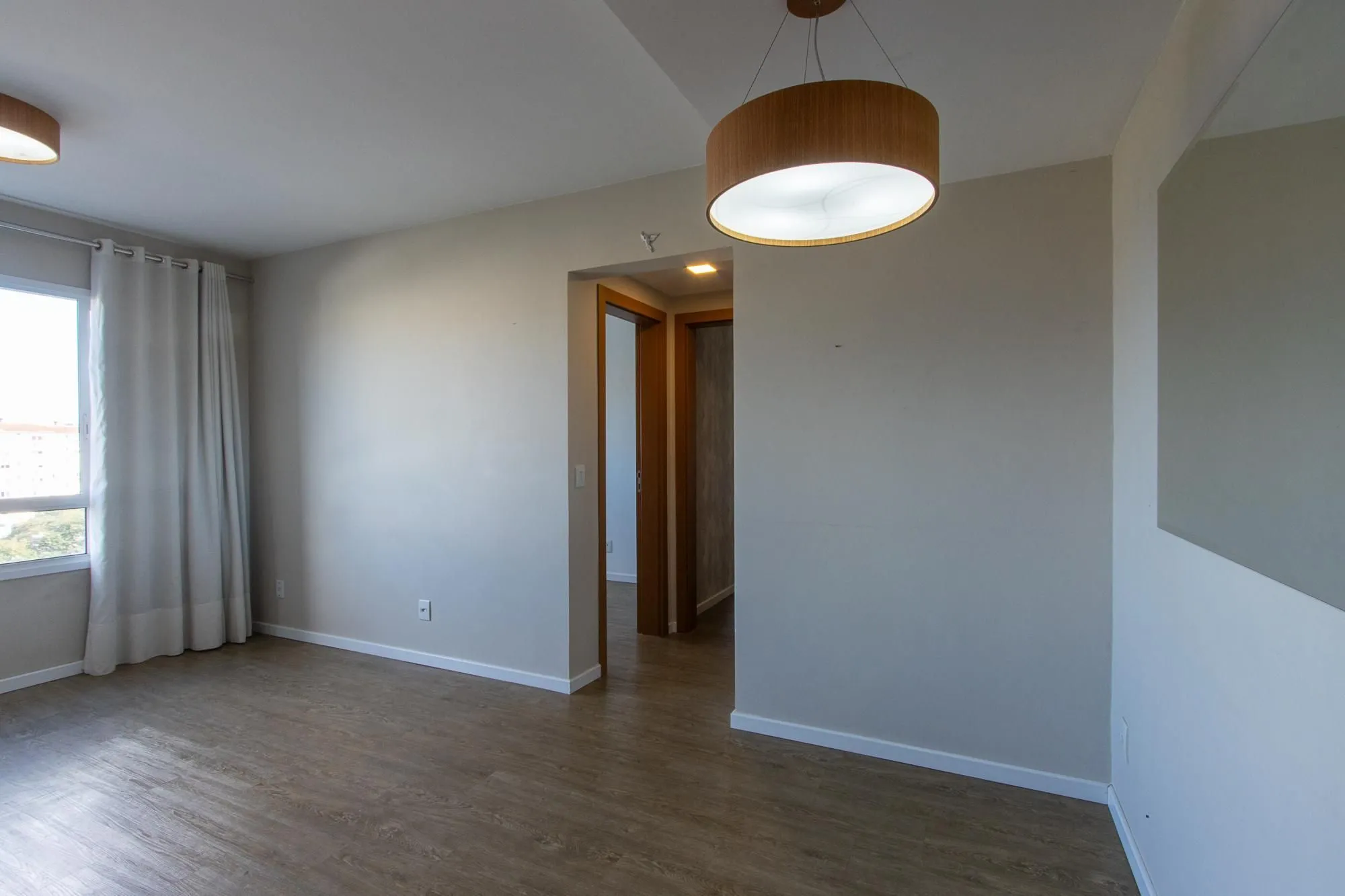 Imagem Apartamento com 2 dormitórios e 60m² à venda no bairro Tristeza