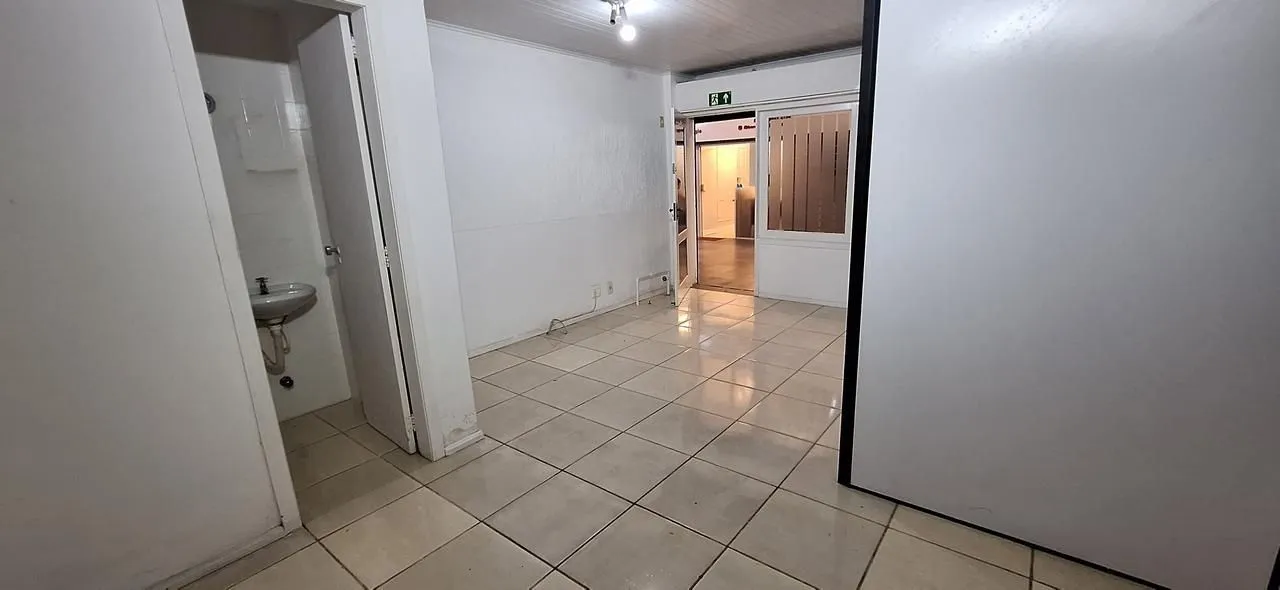 Imagem R VINTE E QUATRO DE OUTUBRO - Auxiliadora, Porto Alegre