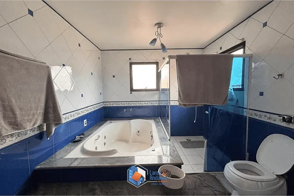 Imagem Casa à venda 6 Quartos 3 Suites 5 Vagas 513M² Bosque da Saúde São Paulo - SP