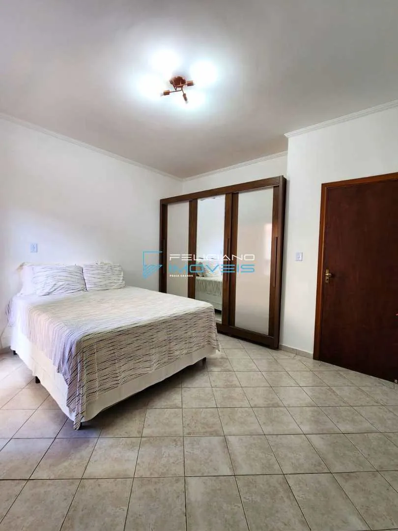 Imagem Sobrado com 2 quartos, Guilhermina, Praia Grande - R$ 650 mil, Cod: 7346