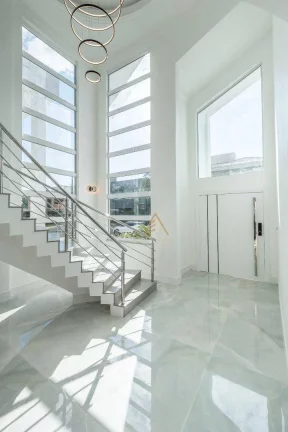 Imagem Sobrado à venda, 400 m² por R$ 6.500.000,00 - Ariribá - Balneário Camboriú/SC