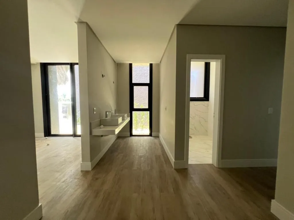 Imagem Casa em Condominio 4 Dormitórios - Bairro Dubai
