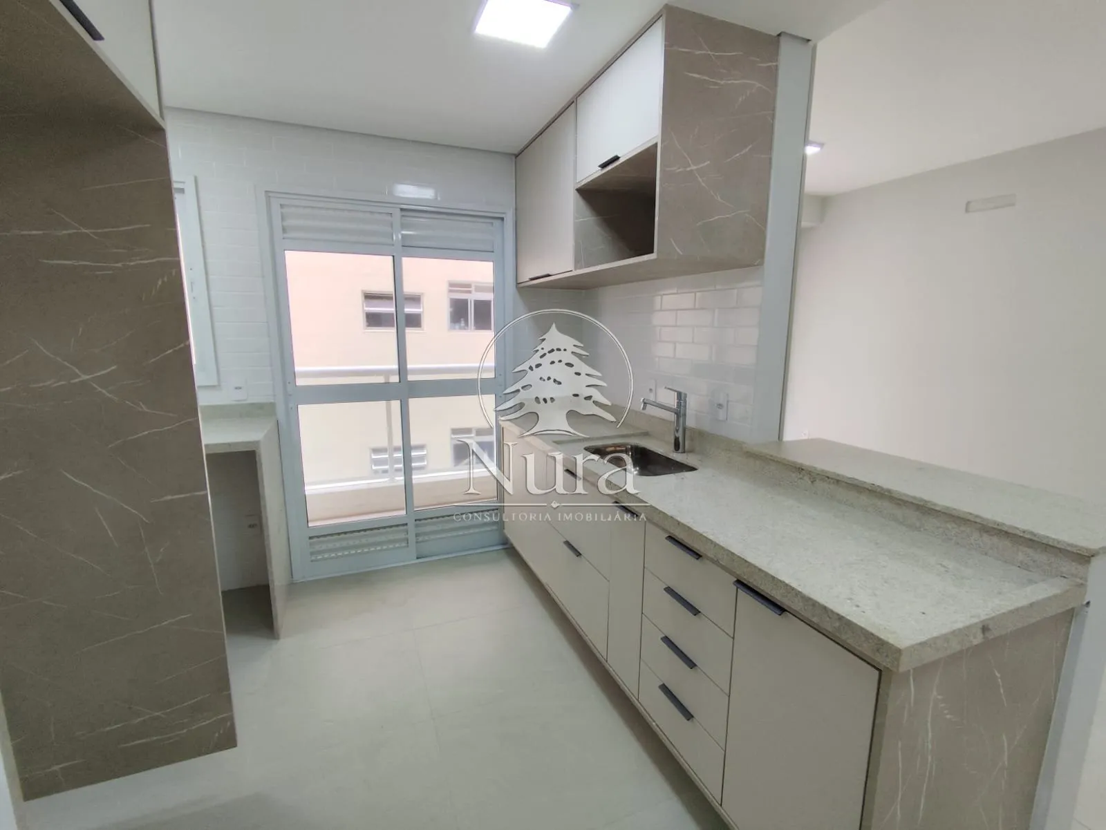 Imagem Apartamento de 2 quartos, 82m² no bairro Aparecida, em Santos