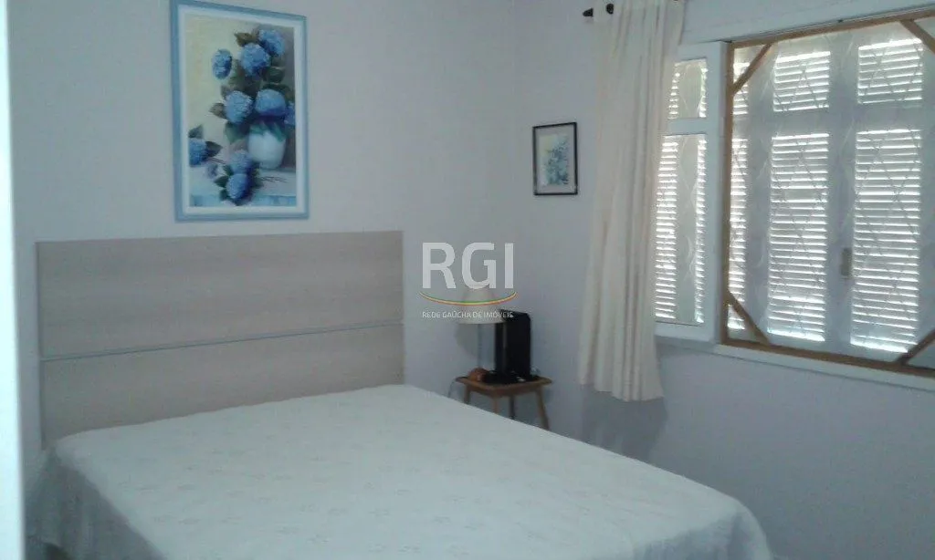 Imagem Sítio para Venda - 230m², 3 dormitórios, sendo 1 suites, 4 vagas - Centro