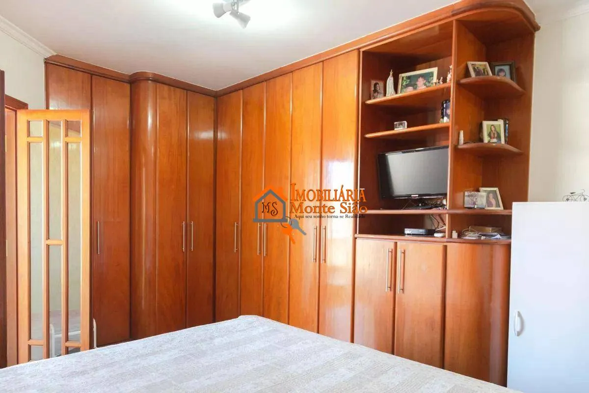 Imagem Casa com 3 dormitórios à venda, 202 m² por R$ 800.000,00 - Vila Augusta - Guarulhos/SP