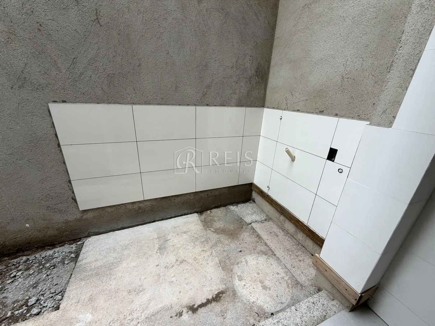 Imagem Casa para Venda em Rio das Ostras, Chácara Mariléa, 3 dormitórios, 2 suítes, 3 banheiros, 1 vaga